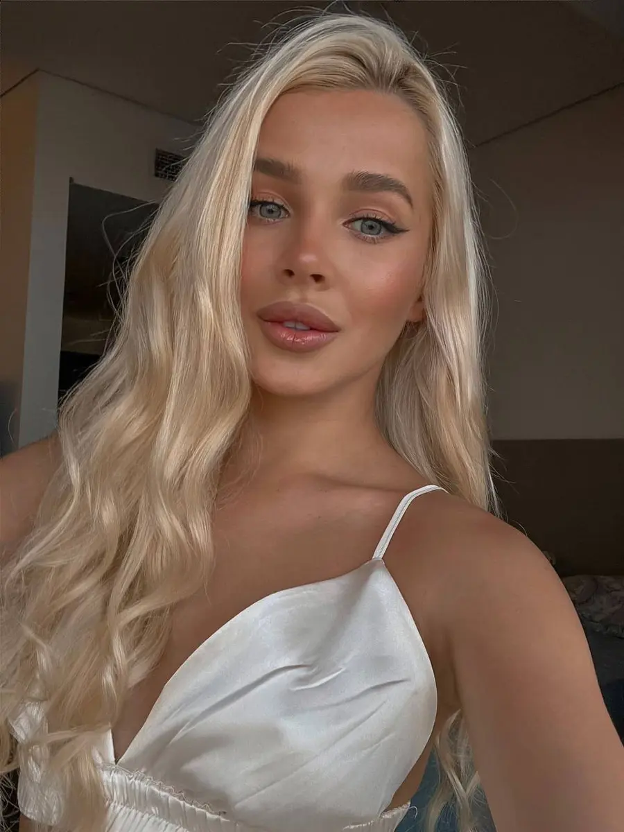 Alinel escort in Dubai