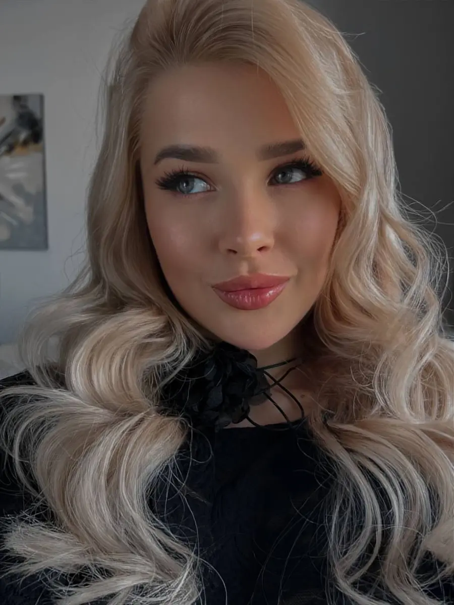 Alinel escort in Dubai