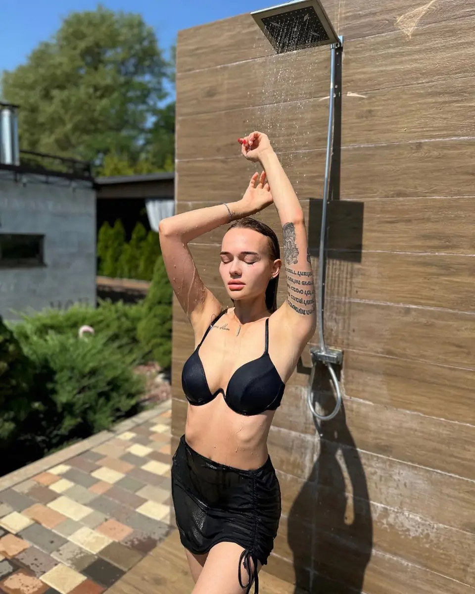 Ariel escort in Dubai