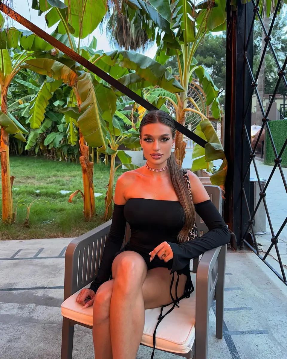 Gloria escort in Dubai