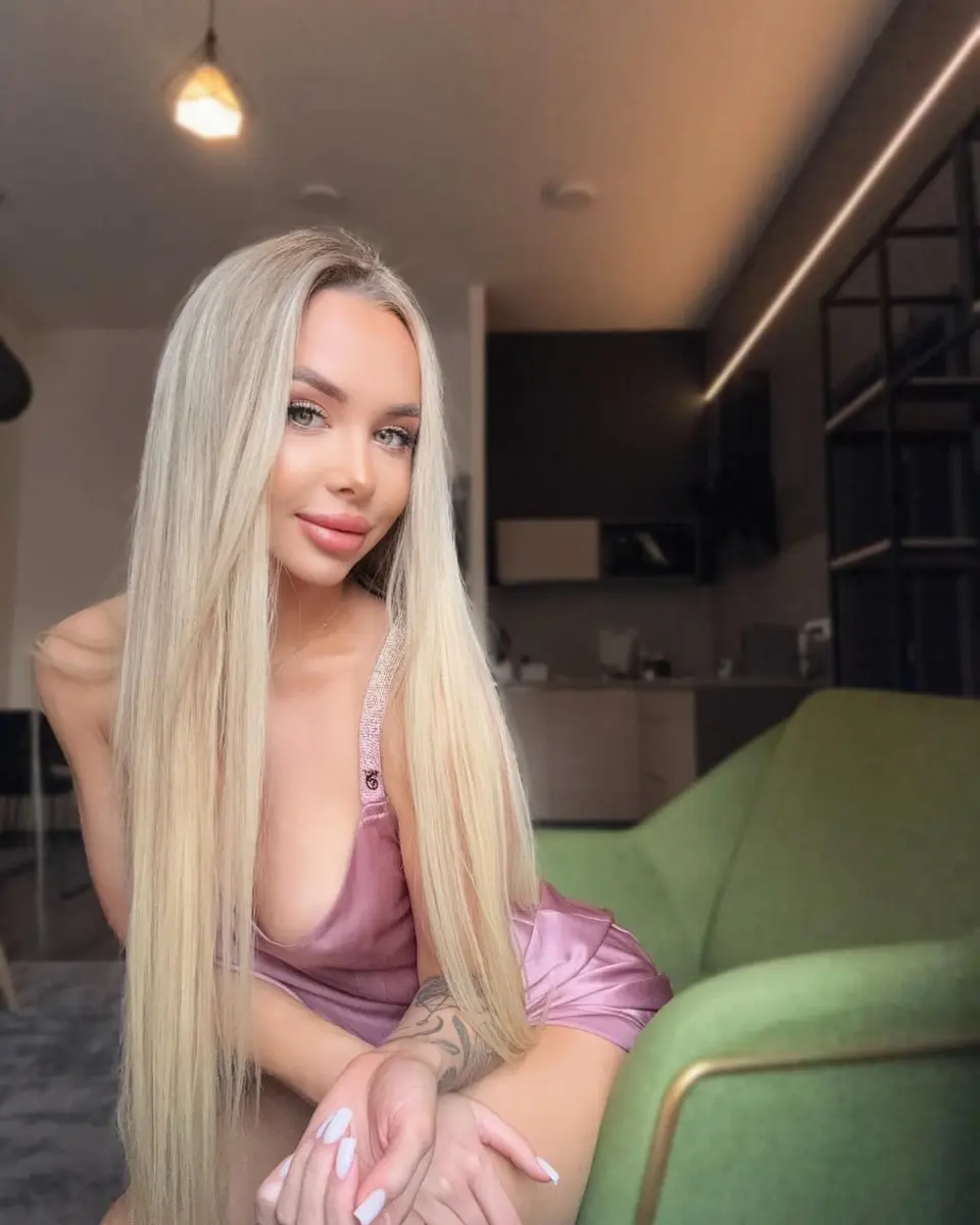 Julianna escort in Dubai