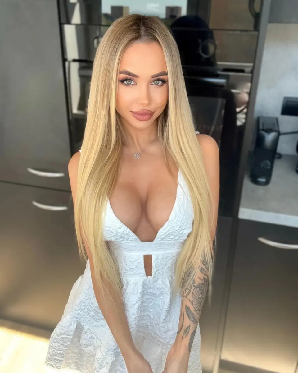 Julianna escort in Dubai