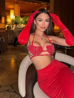 Julissa escort in Dubai