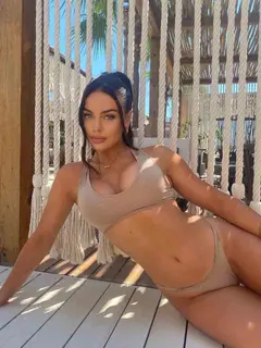 Kira escort in Dubai