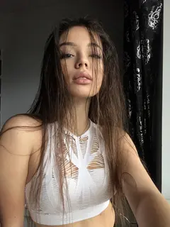 Mirella escort in Dubai