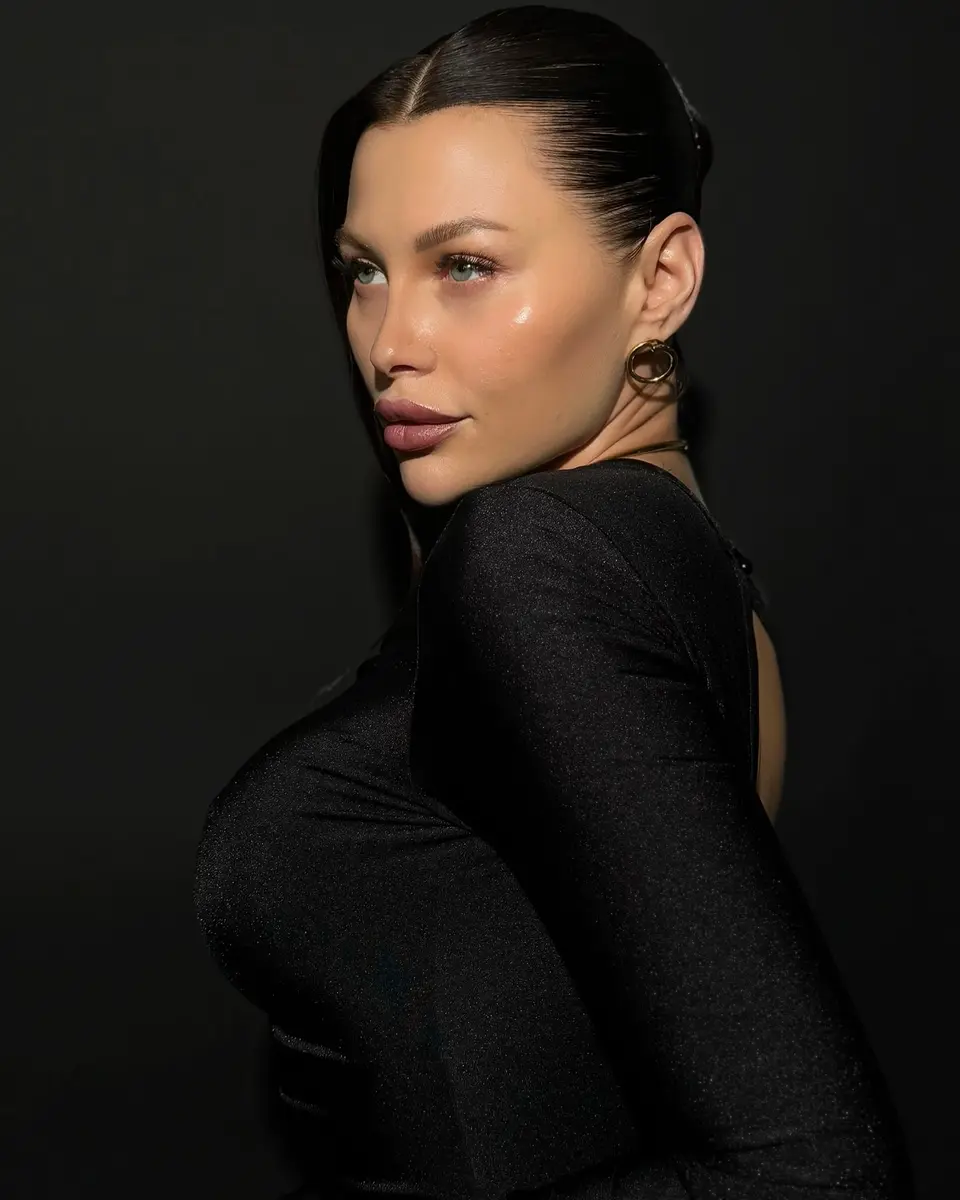 Rika escort in Dubai