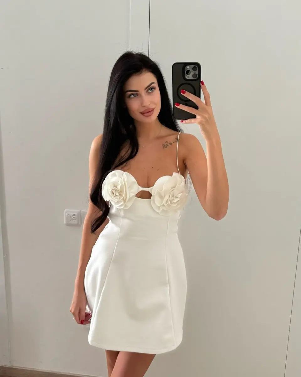 Rosalinda escort in Dubai