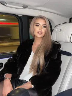 Sophia escort in Dubai