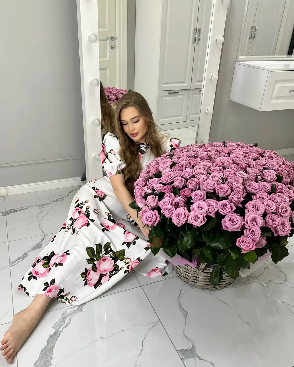 Viona escort in Dubai